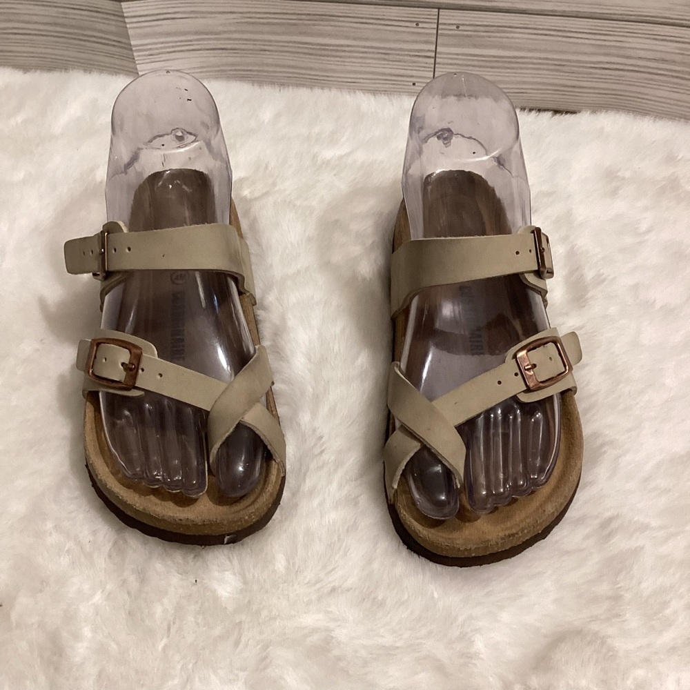 Women’s Cushionaire Luna Cork Footbed Sandals Size 4